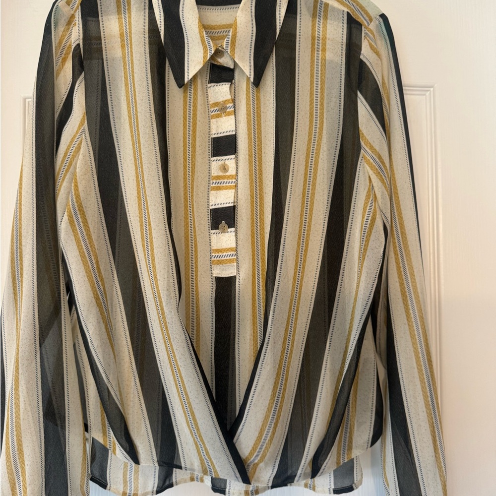 CAbi CaliberCream and Black Long Sleeve blouse-EUC!!!